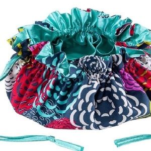 Iota Chic Jewelry Pouch